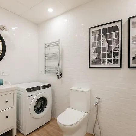 New! Comfort And Style Steps From Everything Lejlighed *