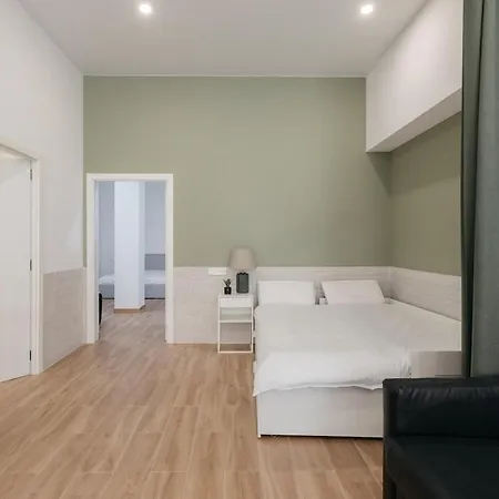 New! Comfort And Style Steps From Everything Apartmán Valencie