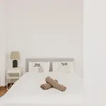 New! Comfort And Style Steps From Everything * Valenza